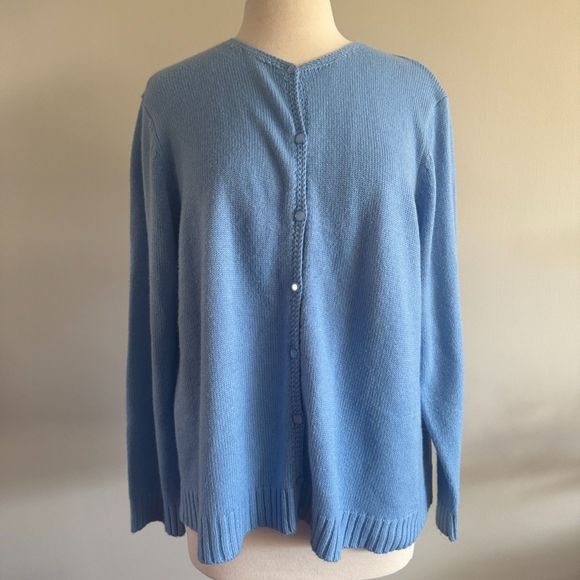 Ultra Soft Relaxed Fit Vintage Cardigan - Picture 11 of 11
